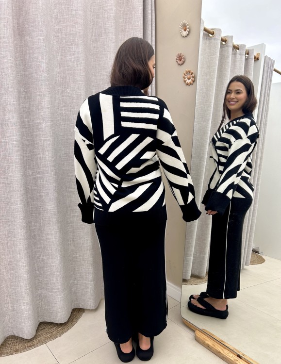 Pull Tricot Decote V Tuca Legal