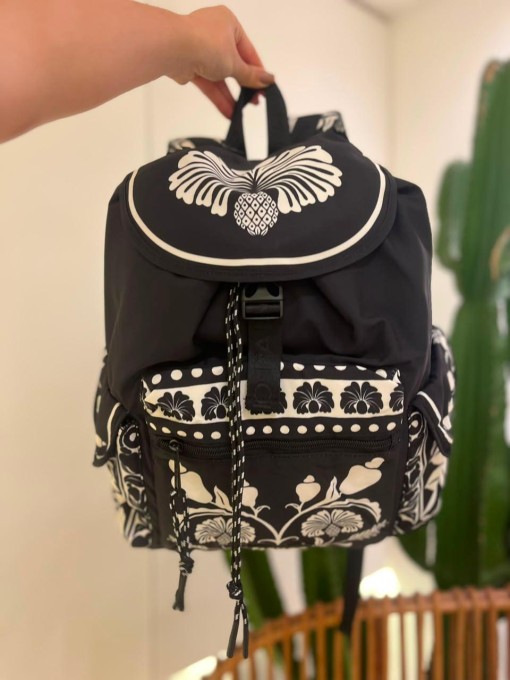 Mochila Farm Pipoca Lenço Dia e Noite